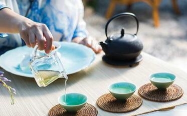 品茗养颜，中药饮茶，注意搭配之道